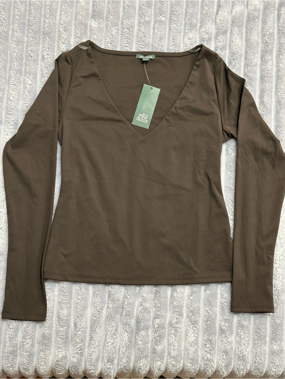 Wild Fable V-Neck Long Sleeve Top — Size M — Espresso Brown